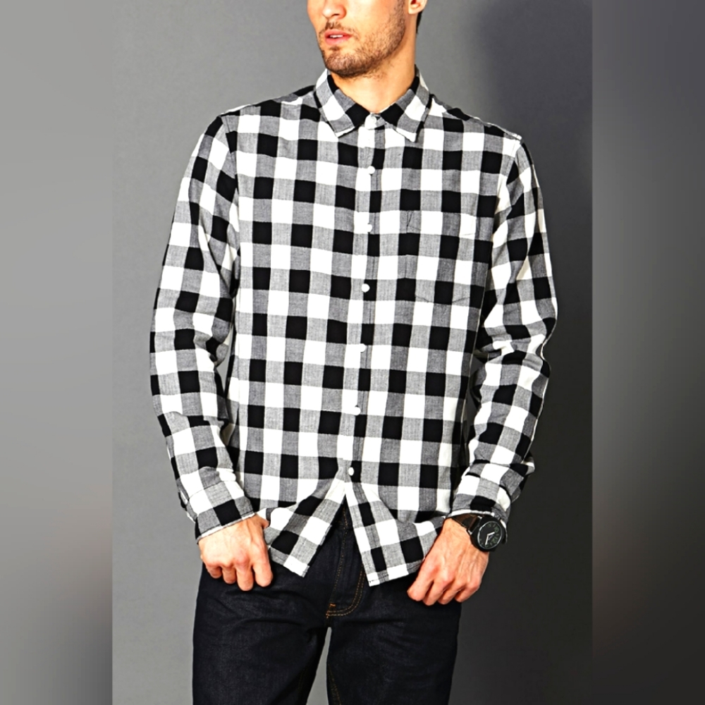 Men's Checkered Button Up Shirt
